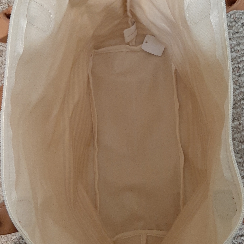 Bath & Body Works Tote Bag - Picture 3 of 4
